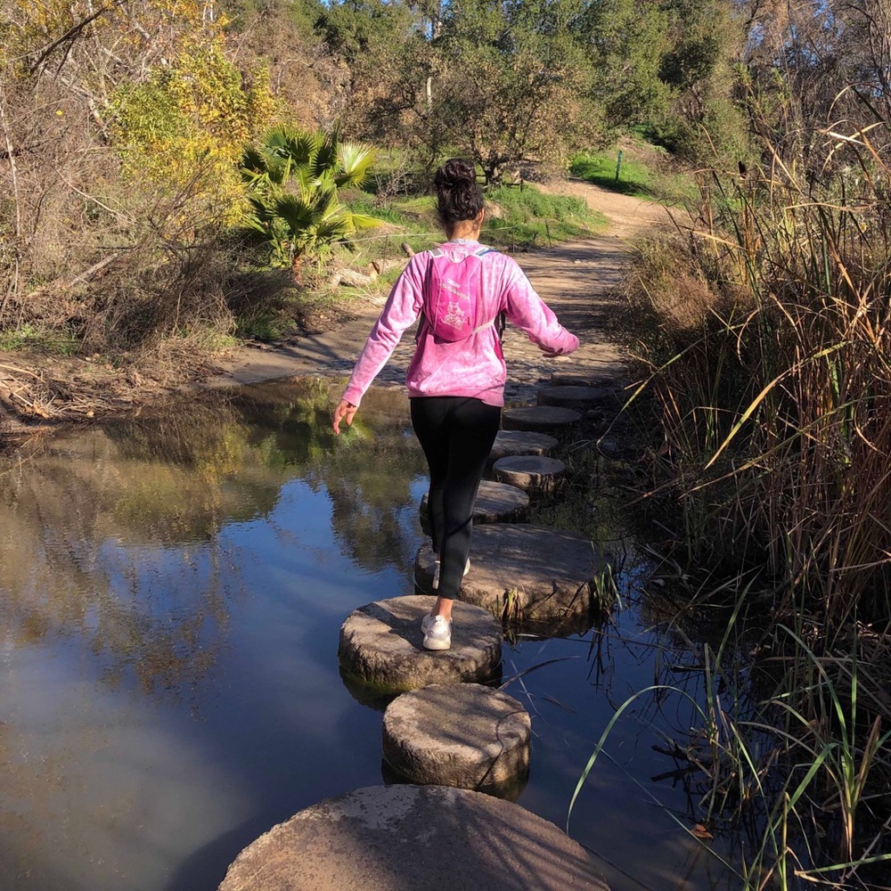 Meet your Posher, Caroleena